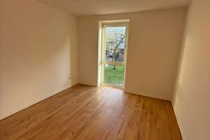 sanierte 2-Zimmwerwohnung *Balkon* – Kampstraße 27, 46117 Osterfeld-West, Oberhausen – Vorschaubild 4