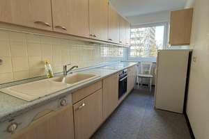Helle 3-Zimmer-Wohnung mit Balkon & Garage in Erlangen (möbliert, sofort frei) – Geschwister-Scholl-Str. 6, 91058 Schönfeld, Erlangen – Vorschaubild 10
