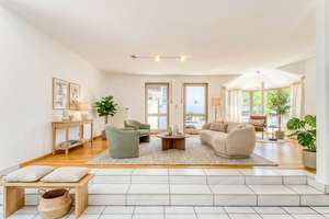 Ein Zuhause mit Charakter – Hochwertiges Architektenhaus in ruhiger Wohnlage – Die vollständige Adresse der Immobilie erhältst du vom Anbieter., 85551 Kirchheim bei München – Vorschaubild 3