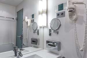 Vollmöbiliert in Unterbilk ehemals Hotel – Volmerswertherstr 35, 40221 Bilk, Düsseldorf – Vorschaubild 7