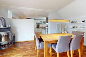 Ohne Provision und ab sofort frei! Freistehendes 2-FH mit 5,5-Zi.-Maisonette plus 3 Zi.-WE im EG – Philippseicher Str 4, 63303 Dreieich – Vorschaubild 10
