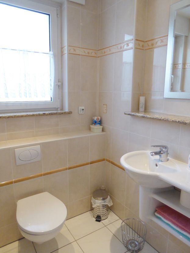 Ein Haus für die große Familie...V-E-R-K-A-U-F-T.. image