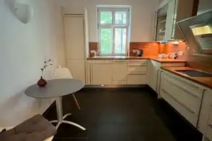 Geschmackvolle, modernisierte 4-Raum-Wohnung mit gehobener Innenausstattung in Konstanz – Konstanz (Kreis) – Vorschaubild 8