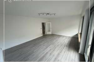 Frisch Renovierte 3-Zi Wohnung mit Balkon - Ab Sofort!