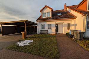 Ruhig gelegenes Reihenhaus in Unseburg – komfortables Wohnen für die ganze Familie – Die vollständige Adresse der Immobilie erhältst du vom Anbieter., 39435 Unseburg – Vorschaubild 2