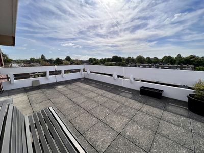 Penthouse-Traum in Waldniel: Gepflegt, hell und mit riesiger Dachterrasse