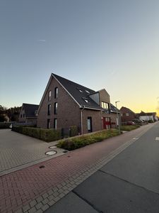 Modernes Wohnen in neuwertigem Ambiente – Stilvolle 3-Zimmer-Wohnung mit Balkon