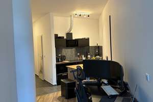 Zum 01.12.: Wohnen mit Charakter: 2-Zimmer-Wohnung in der Dortmunder Innenstadt – 44137 City, Dortmund – Vorschaubild 3