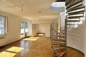 360-Grad-Dachterrasse über den Dächern: 4-Zimmer-Oase in Stuttgarter Bestlage