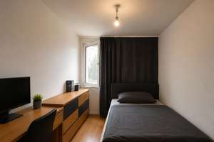 "Großzügige 5-Zimmer-Wohnung mit Balkon, Garage & Aufzug – attraktive Kapitalanlage in Regensburg" – Die vollständige Adresse der Immobilie erhältst du vom Anbieter., 93057 Reinhausen, Regensburg – Vorschaubild 14