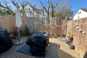Ländlich und doch stadtnah:
Zweifamilienhaus mit zwei Garagen – Die vollständige Adresse der Immobilie erhältst du vom Anbieter., 65207 Breckenheim, Wiesbaden – Vorschaubild 4