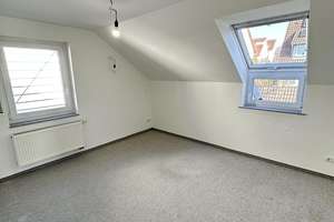 Wunderschöne Dachgeschoss-Wohnung im 1. OG – Die vollständige Adresse der Immobilie erhältst du vom Anbieter., 74074 Heilbronn, Heilbronn – Vorschaubild 12