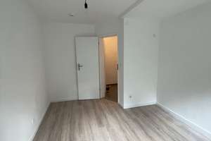 900 €, 79 m², 2,5 Zimmer incl. Wintergarten u.  eigenen Garten – 93197 Zeitlarn – Vorschaubild 2