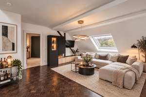Wohnen am Aaper Wald: Einzigartige Maisonette mit toller Raumhöhe, Dachterrasse & Einliegerwohnung!