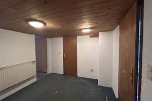 Charmante Doppelhaushälfte mit großzügigem Grundstück in Essen – Die vollständige Adresse der Immobilie erhältst du vom Anbieter., 45309 Kray, Essen – Vorschaubild 24