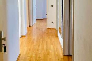 Helle Dachgeschosswohnung: 3-Zimmer-Domizil in Glienicke/Nordbahn – Märkische Allee 36, 16548 Glienicke/Nordbahn – Vorschaubild 2