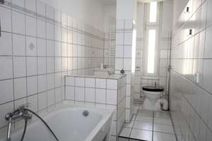 Schöner wohnen, 2 Zi., Keller, Bad und Küche mit Fenster, Kaminanschluß – Die vollständige Adresse der Immobilie erhältst du vom Anbieter., 10551 Moabit, Berlin – Vorschaubild 5