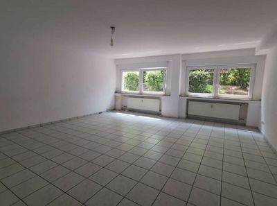 Helle und großzügige 2-Zimmer-Wohnung  mit 79 qm in Erftstadt-Liblar