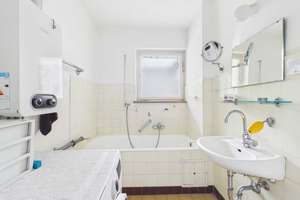 Großzügige 4-Zimmer-Wohnung mit 117 m², 2 Balkonen & viel Potenzial in Stuttgart – Die vollständige Adresse der Immobilie erhältst du vom Anbieter., 70174 Relenberg, Stuttgart – Vorschaubild 7