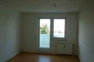 Wohnung mit Westbalkon in bester Lage – Grünauer Allee 54, 4209 Leipzig – Vorschaubild 4
