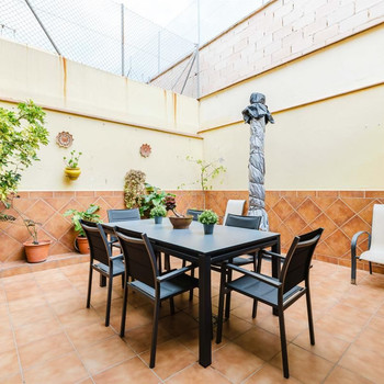 Immobilie zum Verkauf in Almogía