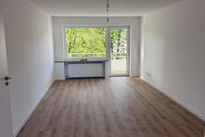 Hochwertig sanierte 3,5-Zimmer-Wohnung mit großem Süd-Balkon in München-Forstenried – 81475 Fürstenried-West, München – Vorschaubild 5