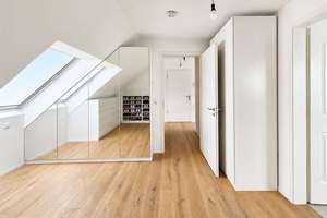 Moderne Maisonette-Wohnung mit Süd-Balkon in begehrter Lage von Stuttgart-Sillenbuch – 70619 Sillenbuch (Ortsteil), Stuttgart – Vorschaubild 9