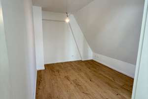 Tolle Wohnung mit EBK , Dachterrasse in guter Lage auf der  Elbinsel – Werner-Heisenberg-Straße 25, 39106 Alte Neustadt, Magdeburg – Vorschaubild 12