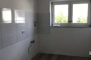 Frisch sanierte 3 - Zimmer Wohnung mit Loggia – 44141 Westfalendamm, Dortmund – Vorschaubild 4