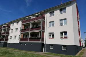 3-Raumwohnung mit Balkon - Erstbezug nach Sanierung