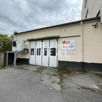 Kleines Lager in Essen direkt an der A40 | sehr gute Anbindung | RUHR REAL