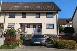 Ansprechendes und gepflegtes 5,5-Zimmer-Reihenhaus in Schorndorf – Die vollständige Adresse der Immobilie erhältst du vom Anbieter., 73614 Schorndorf – Vorschaubild 1