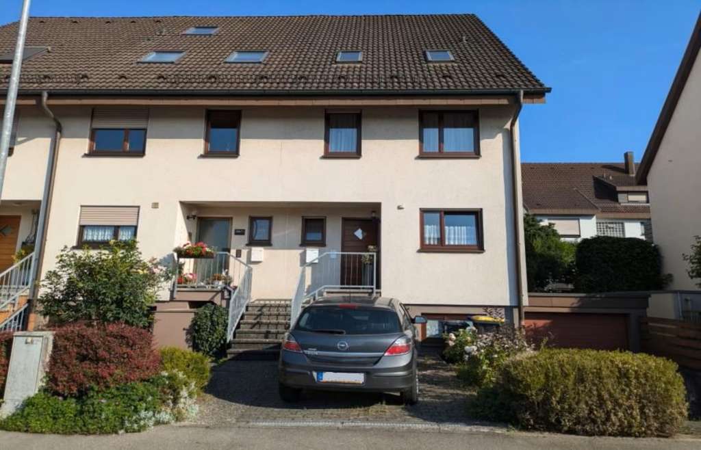 Ansprechendes und gepflegtes 5,5-Zimmer-Reihenhaus in Schorndorf