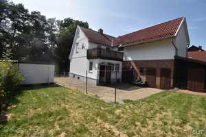 Freistehendes Einfamilienhaus mit kleinem Nebengelass, Garage und ebenerdigen Grundstück – Osterode am Harz (Kreis) – Vorschaubild 1