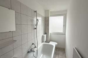 Charmante 3-Zimmer-Wohnung inklusive Mietergarten und EBK – Sudetenweg 25, 38448 Vorsfelde, Wolfsburg – Vorschaubild 8