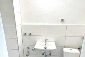 Wohnung mit Balkon | 3.840 € Mieteinnahme pro Jahr – Inratherstr. 321, 47803 Krefeld – Vorschaubild 4