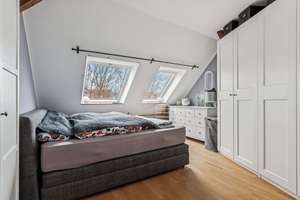 Dachgeschoss-Highlight mit 3 Zimmern, Kamin & großer Terrasse im Herzen von Steglitz – Die vollständige Adresse der Immobilie erhältst du vom Anbieter., 12167 Steglitz, Berlin – Vorschaubild 12