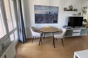 Modernisierte 2-Zimmer-Wohnung mit Balkon und Einbauküche in München – München – Vorschaubild 10