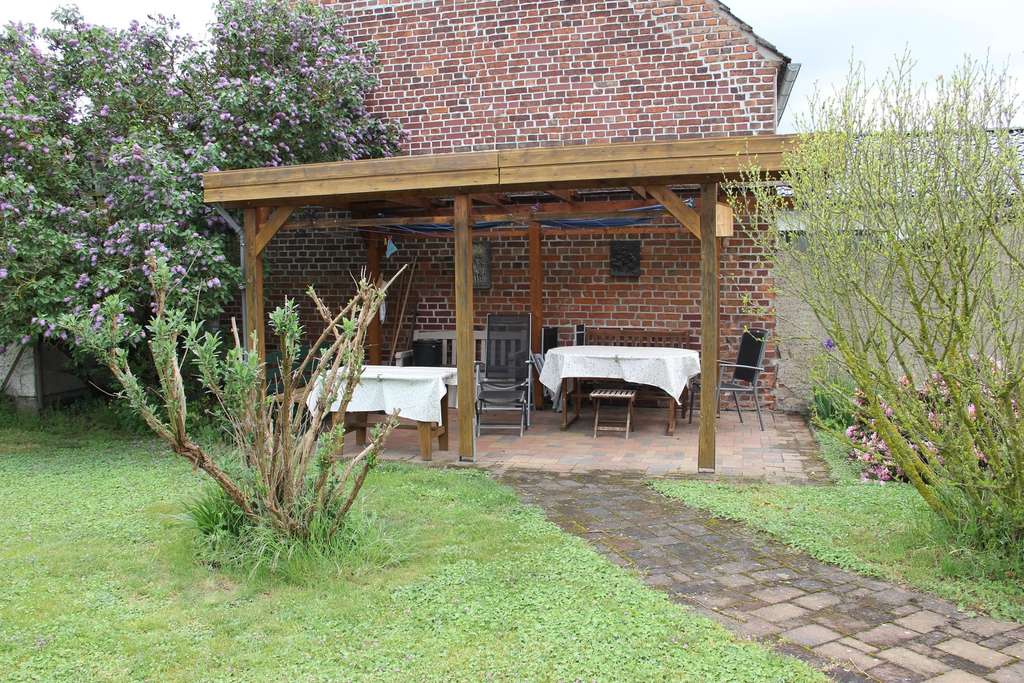 Immobilie in Jessen (Elster) - Zweigenerationenhaus mit Nebengebäuden und großem Garten - Bild 4