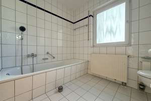 ***Gepflegte 2-Zimmer-Erdgeschosswohnung mit Südwest-Balkon und TG-Stellplatz – sofort frei*** – 63225 Langen (Hessen) – Vorschaubild 6