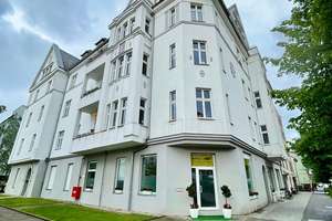 Stilvoll sanierter Altbau mit großer Wohnküche & Gartennutzung nahe Schlosspark – Die vollständige Adresse der Immobilie erhältst du vom Anbieter., 13156 Niederschönhausen, Berlin – Vorschaubild 2
