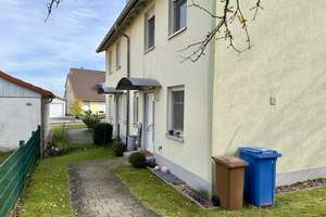 Doppelhaushälfte mit langfristigem Mietvertrag! – Die vollständige Adresse der Immobilie erhältst du vom Anbieter., 92676 Eschenbach in der Oberpfalz – Vorschaubild 3