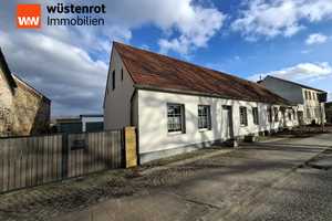 Achtung Wohlfühloase! Modernisiertes Einfamilienhaus in Saarmund mit Ausbaureserve im Dachgeschoss – Potsdam-Mittelmark (Kreis) – Vorschaubild 1