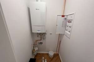 F-hain: Finowstr: 4-Zi-AB-Whg, 2 BALKONE - VHS 4. OG, 99 m² per SOFORT zu VERKAUFEN - 2/3 VERMIETET – Die vollständige Adresse der Immobilie erhältst du vom Anbieter., 10247 Friedrichshain, Berlin – Vorschaubild 11