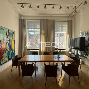 Altbauflair am Carlsplatz – Bürofläche in bester Lage |  provisionsfrei