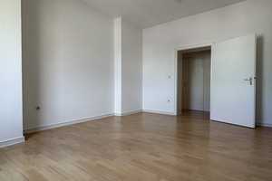 Charmante 3-Zimmer-Wohnung mit Balkon & Einbauküche im Herzen von Düsseldorf-Golzheim – Düsseldorf – Vorschaubild 9