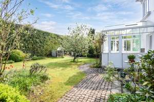 Großzügiges, außergewöhnliches Einfamilienhaus mit 6 Zimmern, Garten und Potenzial in ruhiger Lage. – Die vollständige Adresse der Immobilie erhältst du vom Anbieter., 42651 Solingen-Mitte, Solingen – Vorschaubild 27