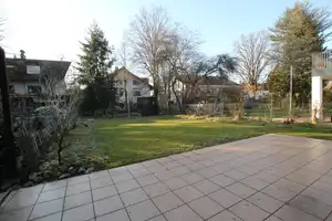 Schöne DHH mit viel Potential und ruhigem Süd-West Garten in guter Lage – München – Vorschaubild 2