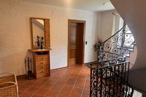 Großzügiges Einfamilienhaus mit Garten in Neuching – Die vollständige Adresse der Immobilie erhältst du vom Anbieter., 85467 Neuching – Vorschaubild 4