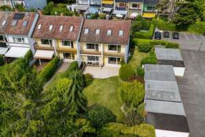 Großzügiges Familiendomizil mit traumhaftem Garten in Wiesbaden-Freudenberg – Lilienweg 45, 65201 Dotzheim, Wiesbaden – Vorschaubild 1